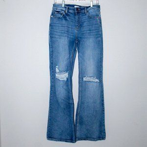 Sneak Peak 90s Flare Jeans